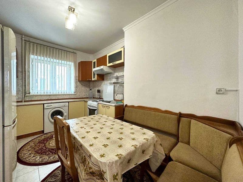 4 комнатная квартира 100 кв.м.<br />
Укомплектована мебелью  — фото 2