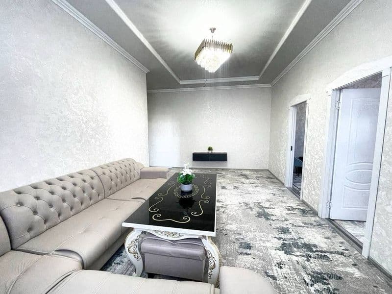 Сергели туманида 2 хонали квартира  ижарага берилади<br />
<