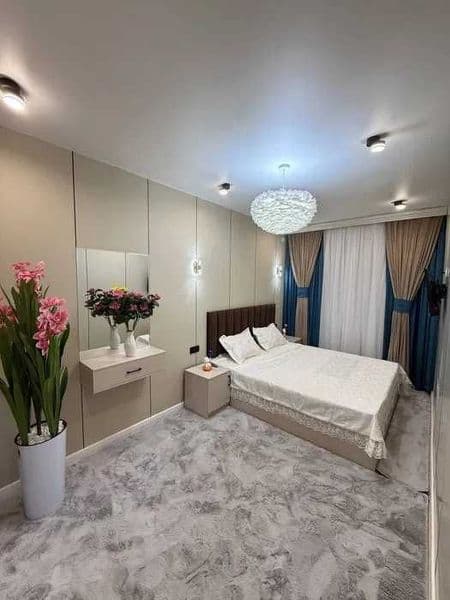 Mirzo Ulugʻbek tumani <br />
Buyuk ipak yoʻli metro yonida m