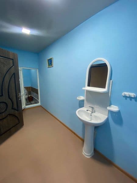 Сдаю квартиру,двух комнатную. Цена договорная — фото 5