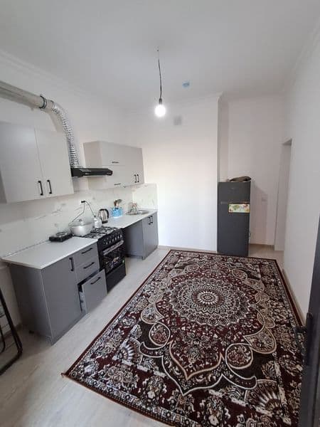 Bezmakler<br />
Sergeli tumani Xonabod metrosi yonida<br />
