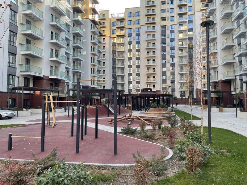 Уютная квартира с новым ремонтом в новом жилом комплексе гот