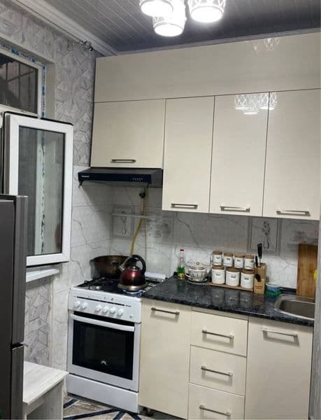 Chilonzor tumanidan nomdor somsa kafeni oldida kvartira bor  — фото 3