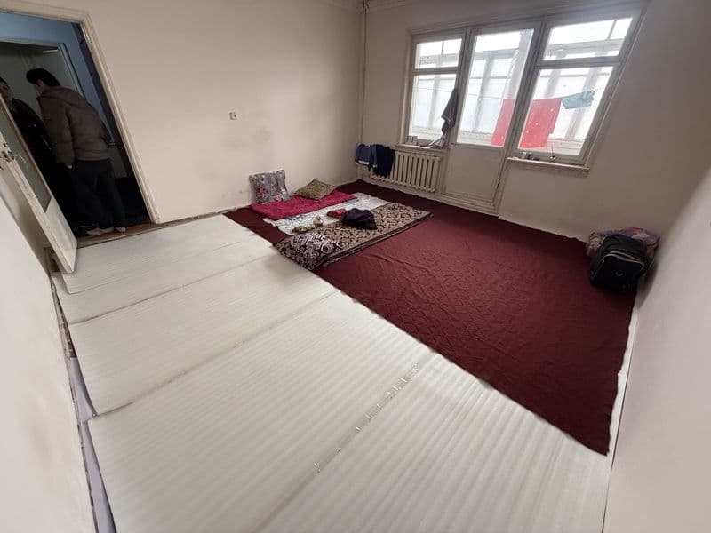 Chilonzor 20a hamkor bank oldida 9etajli dom 5 etaj shu katt — фото 2