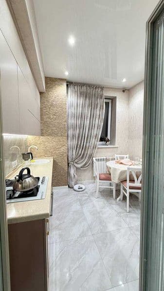 2-комнатная квартира с качественным ремонтом<br />
<br />
Сд — фото 4