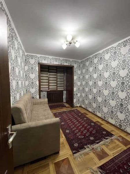 Сдаётся квартира !<br />
Ориентир - Ойбек (Госпитальный)<br  — фото 2