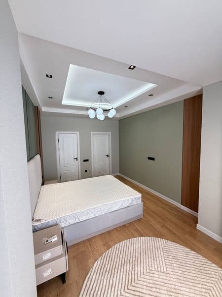 Отличное расположение дома - всё рядом - много магазинов, Це — фото 4