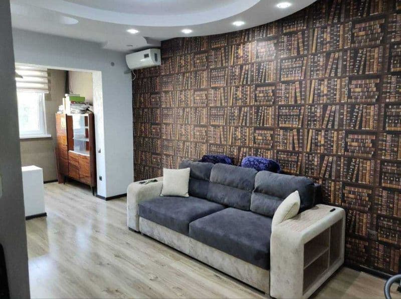 Район: Мирзо-Улугбекский<br />
Адрес: Максим Горький<br />
< — фото 2