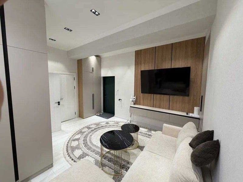 Элитный апартамент в Ц-1<br />
Район: Мирзо-Улугбек<br />
Ко