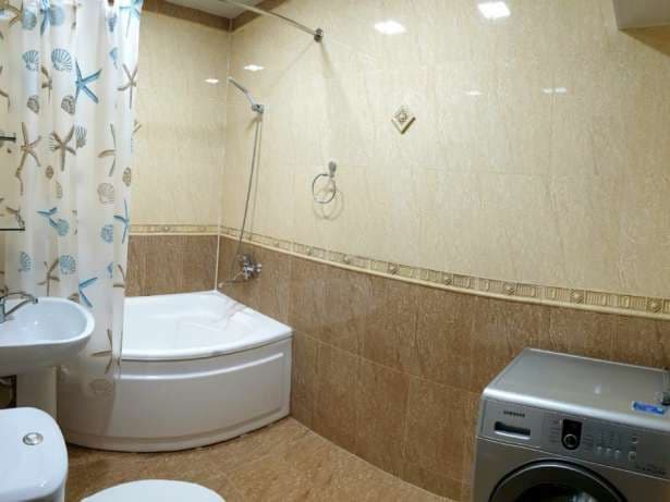 Сдаётся в аренду евроквартира  возле магазина ЦУМ 2.3.4 , ул — фото 3