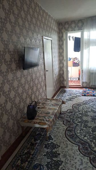 Здаецая 2 комнатная квартира массив куйлук 3 2 этаж  4 этажа