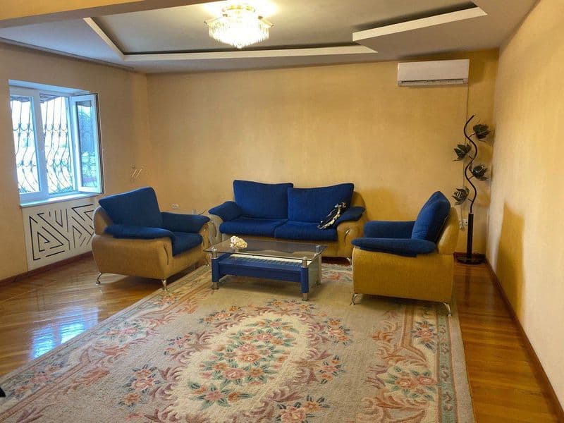 Medgaradok bozorchani orqasida 4 xona 2 etaj xamma sharoiti  — фото 2