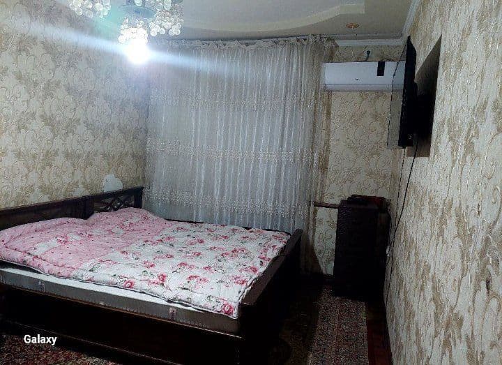 Чилонзор тумани мирзо улугбек метро якин 1 хонали квартира и