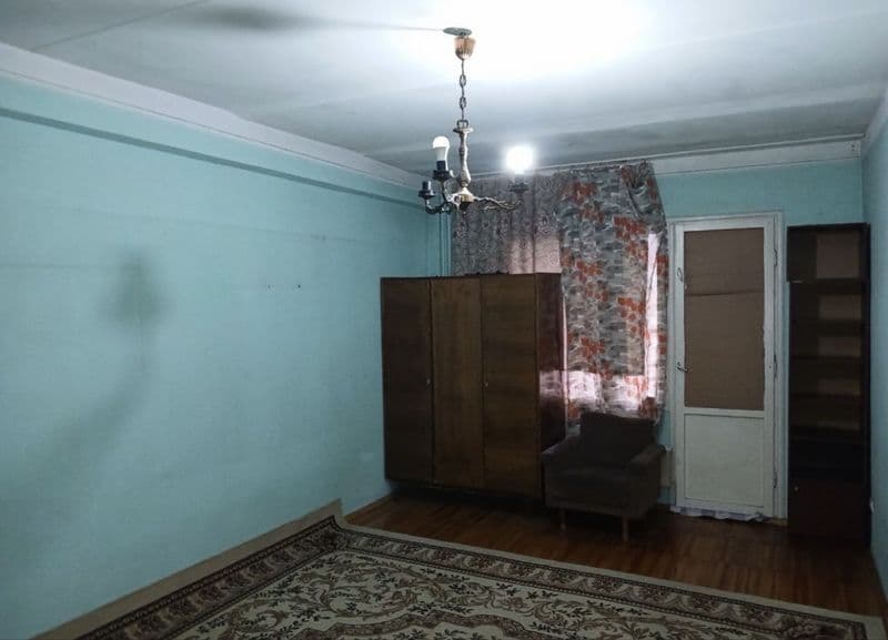 Срочно сдается квартира укомплектована частично. 1 комнатная