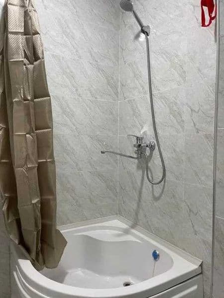 Сдаётся шикарная 2-комнатная квартира в Новостройка<br />
<b — фото 5