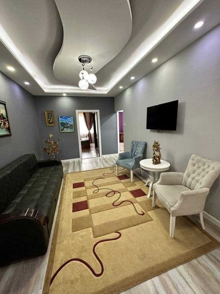 Количество комнат: 3<br />
Общая площадь: 68квм<br />
Этаж:  — фото 2