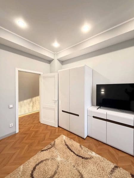 2 комнатную квартиру на 3 этаже,<br />
В квартире есть все н — фото 4