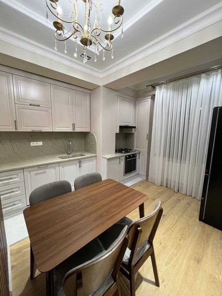 Район: Яшнабадский<br />
Адрес: New Life<br />
<br />
Комнат — фото 4