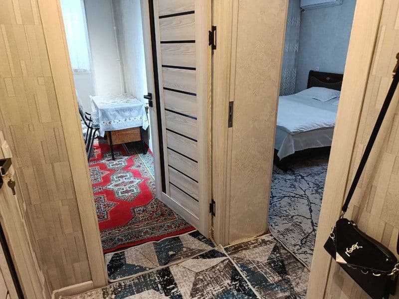 Mirzo Ulug‘bek tumani (Do'rmon yo'li 22) da 1 xonali kvartir