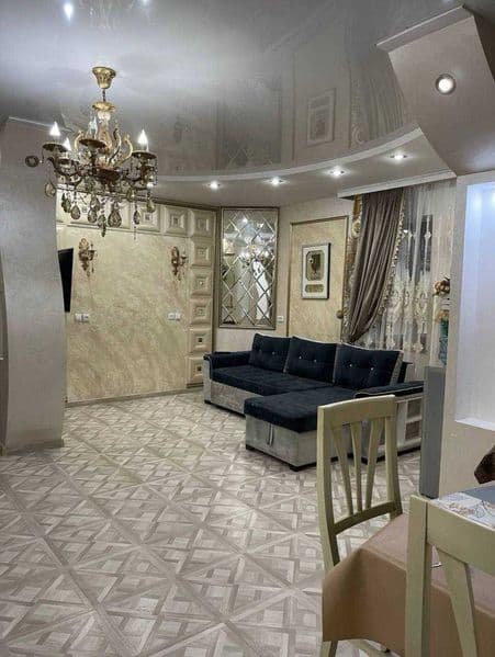 Сдается квартира.. на м.Космонавтов <br />
Ориентир - МВД Ко