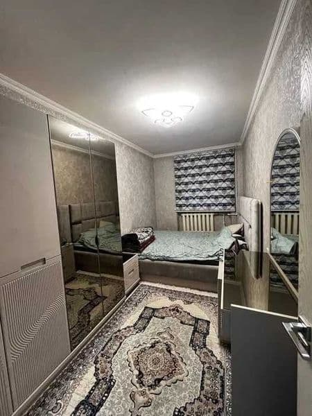 Shayhontohur tumani Moljal, Chorsu metrosi Chorsu bozoriga p