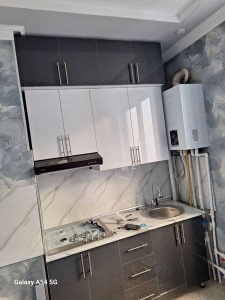 Sergeli choshtepa 1 metro bekatidan 150m uzoqlikda novostroy — фото 4