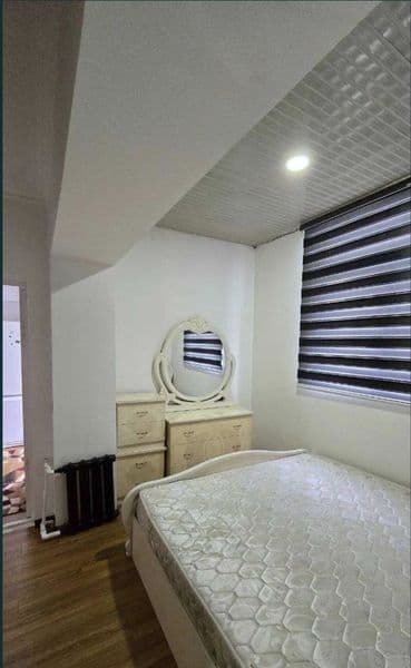 Сдам квартиру !<br />
Юнусабад -4  1-2\4\4 Квартира с ремонт