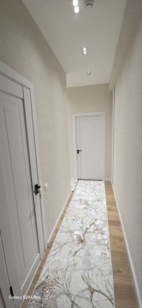 С мебелью и бытовой техникой,с новым ремонтом новостройка