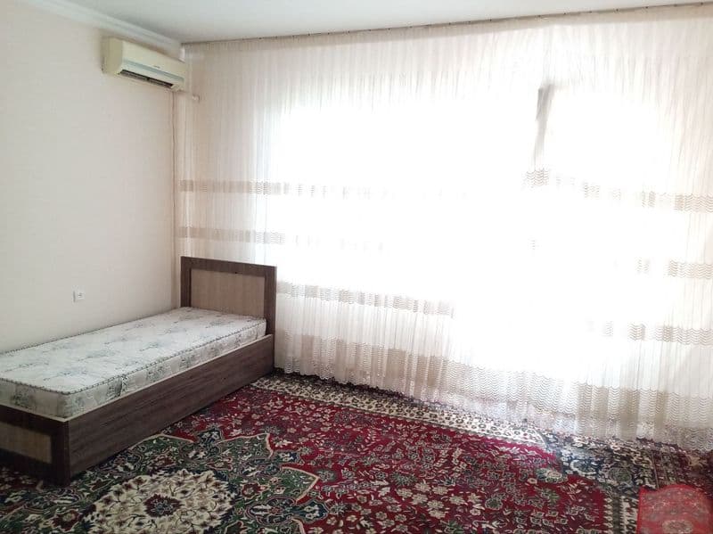 1 ta bolaga kvartira ,srochna qo'yiladi, hamma sharoitlari b — фото 3