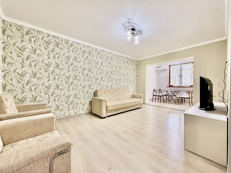 Сдам квартиру с евро ремонтом , рядом есть все , услуга риел