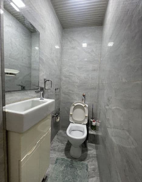 Сдаётся шикарная 1-комнатная квартира в Новостройка<br />
<b — фото 5