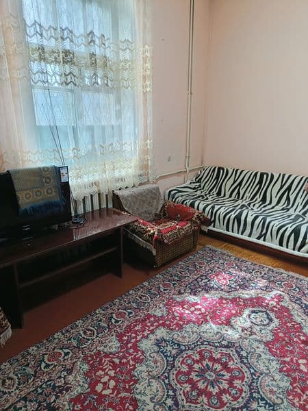 Уста ширин кучасида 2 хоналик квартира ижарага берилади , 1 