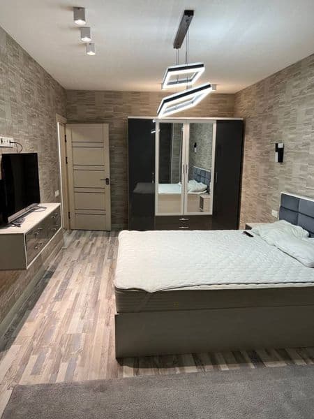 Юнусабад 11. Мега планет. Метро.  2/1/4. Мебель техника. 550