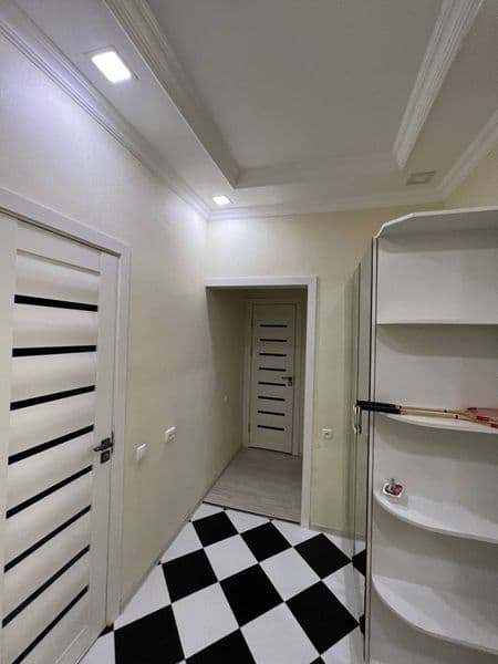 Айбек Чехова<br />
2х комн<br />
7-этаж<br />
9 этажка Матра — фото 4