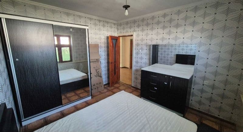 Юнусабад 18кв Аренда 3 комн 3 этаж 4 этажного дома сред ремо