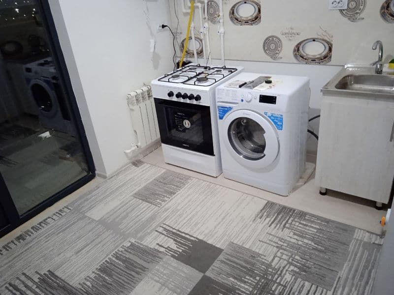 Sergeli Bobur Mahalla 2 xona arenda <br />
Haladenik gilam g — фото 4