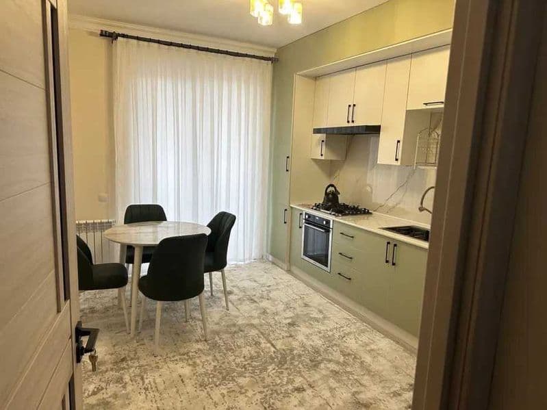 600Ориентир- ЖК Чакар <br />
Город - Ташкент<br />
Район - Ш