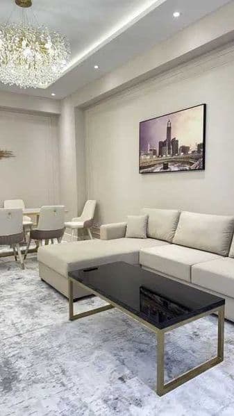 не Далеко Айбек<br />
<br />
Район: Мирабадский <br />
Адрес — фото 2