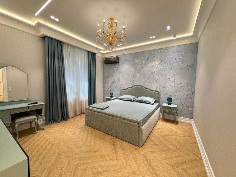 Район : Мирабадский<br />
Ориентир : Электроаппарат -  Брита