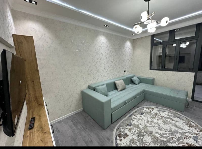 Сдаётся в аренду 2 х комнатная квартира <br />
Новостройка 5