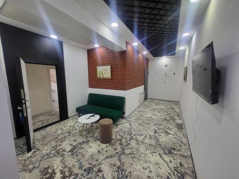 Район: Яшнабадский<br />
Адрес: Паркентский<br />
<br />
Ком — фото 2