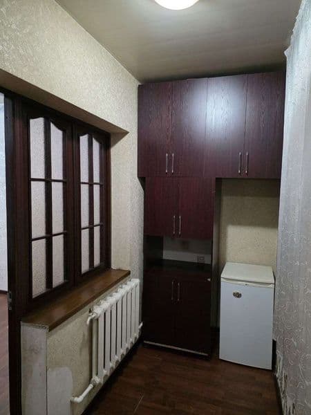 ИЖАРАГА ОДАМ КЕРАК<br />
<br />
Манзил: Юнусобод 7-мавзе, 17