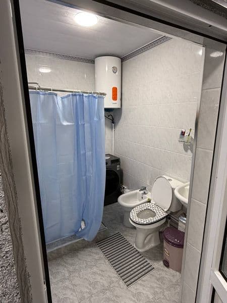 Eski sergelida uchaska 4 ta xona hamma xona bolingan 1 xona  — фото 3