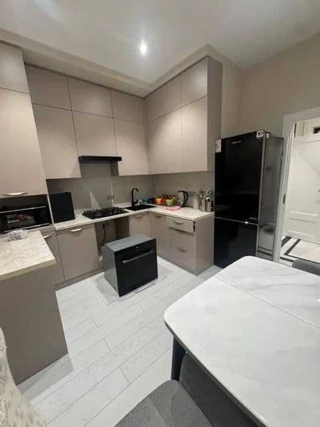 Количество комнат: 2 <br />
Общая площадь: 50<br />
Этаж: 3  — фото 3