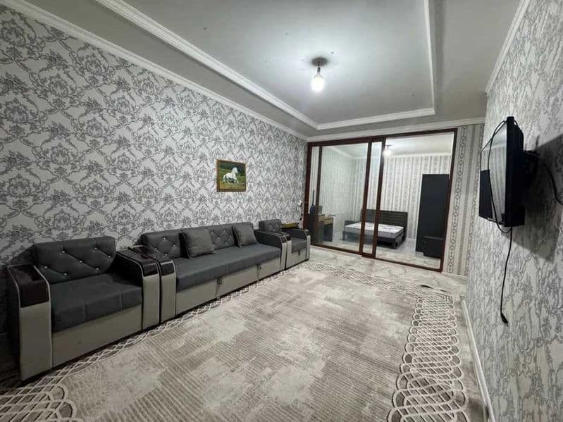 Сдаётся уютная квартира с мебелью и техникой.<br />
В кварти