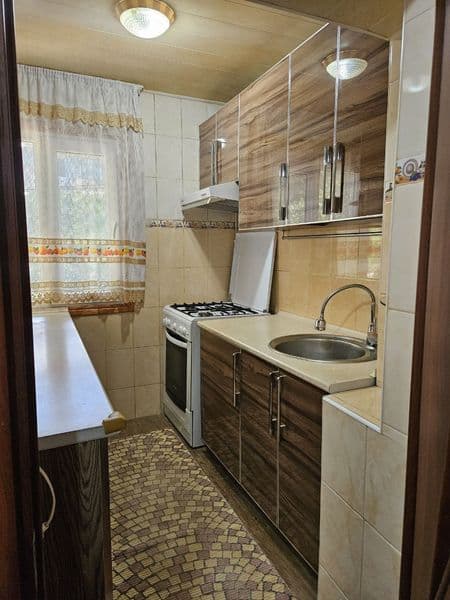 Просторная 2ух комнатная квартира. Чистая с хорошим ремонтом — фото 2