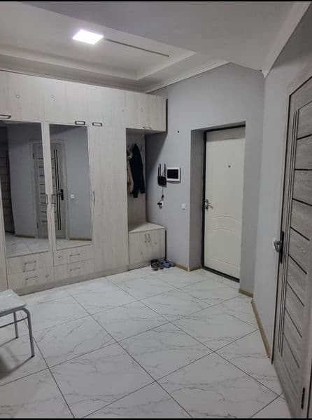 2 хонали квартира ижарага оилага узок муддатга берилади. Уйд — фото 4