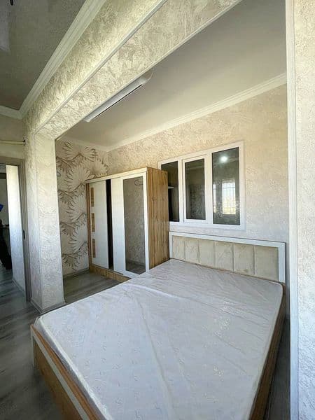 Manzil: YASHNOBOD, 2 bekat<br />
Xonalar soni: 2 xona <br />