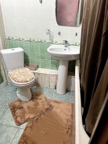 Сдаётся светлая 2-комнатная квартира рядом с метро Бодомзор. — фото 3