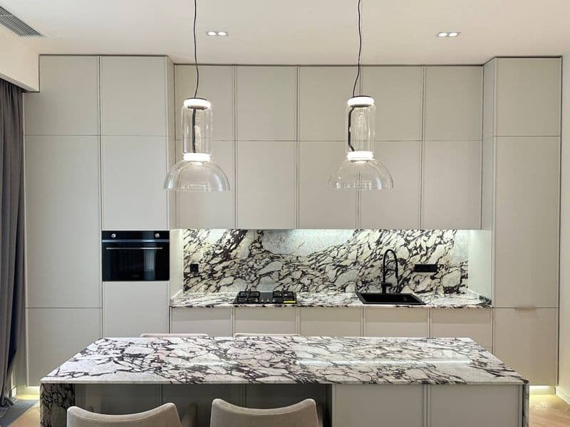 ЖК: Mirabad Avenue<br />
<br />
Премиальная квартира 72.4м2 